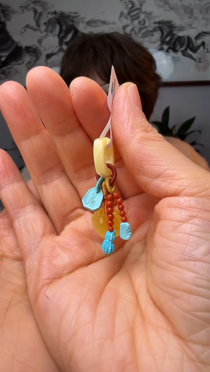 【闪购商品】蜜蜡裸石未镶嵌时尚百搭A1401