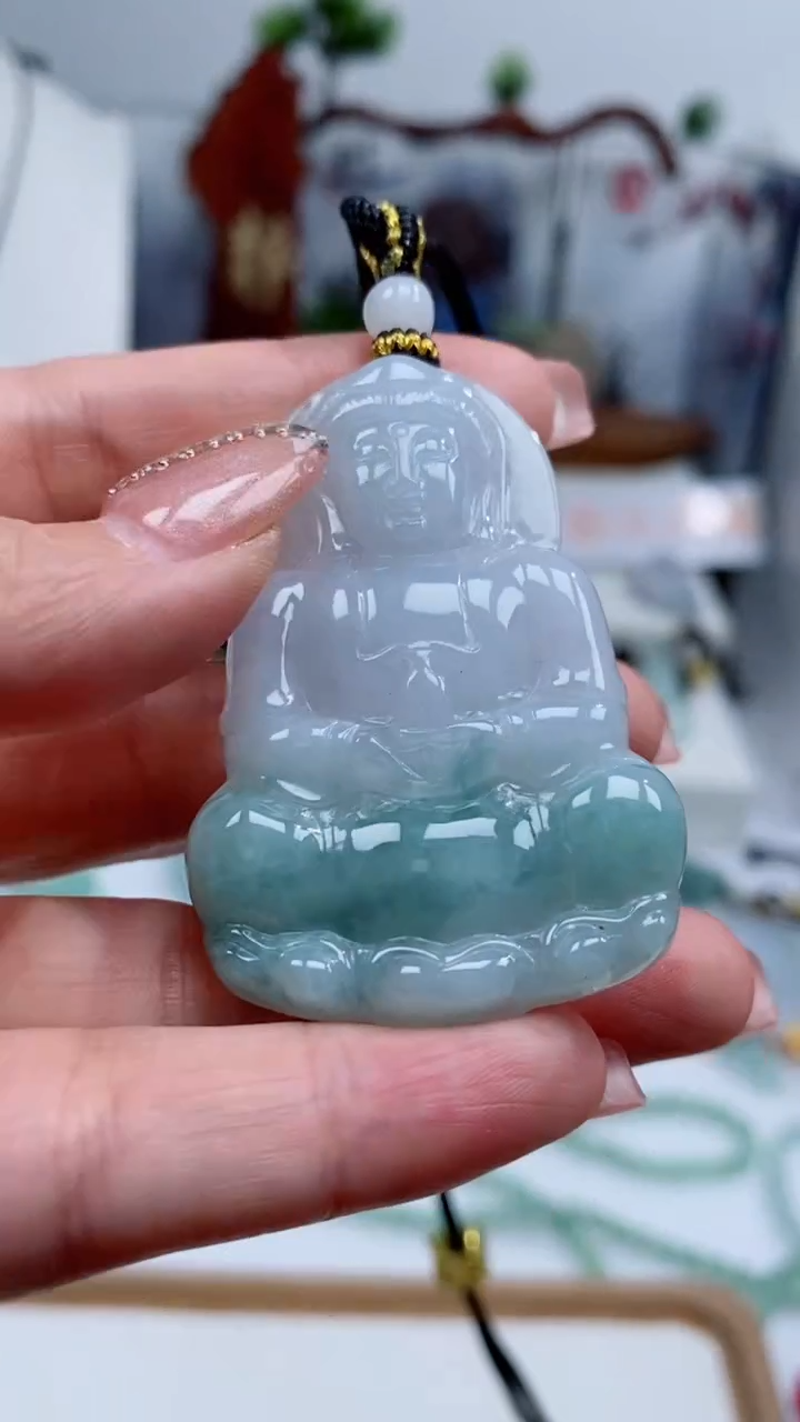 翡翠未镶嵌颈饰吊坠