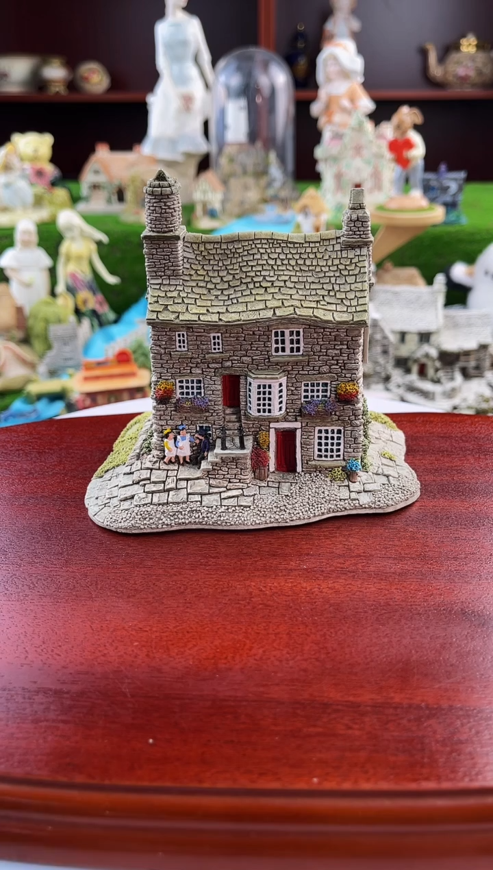 【闪购商品】紫砂茶宠中古小房子