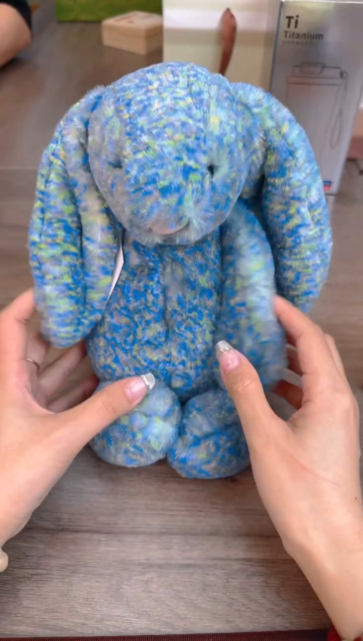 瓷片新号开播漏不停@@CQ1114