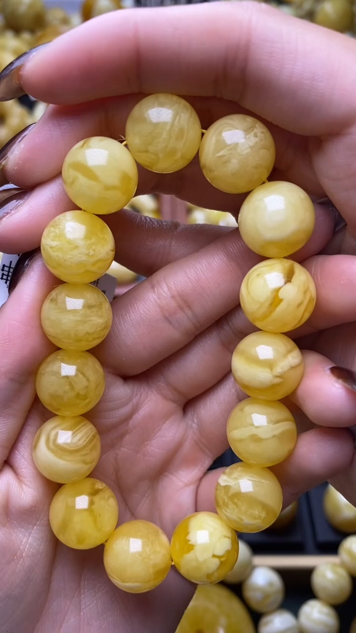 【闪购商品】琥珀裸石未镶嵌蜜蜡037