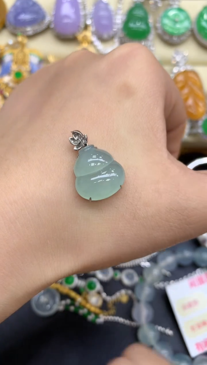 颈饰18K金镶嵌翡翠278-中国好珍宝