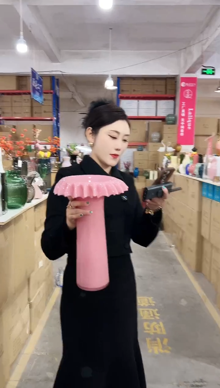 【闪购商品】玻璃私花贸易祁琪-微瑕--L4HZG