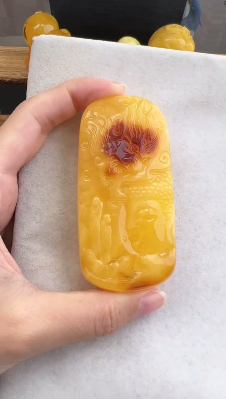 【闪购商品】琥珀裸石未镶嵌10117223-吊坠