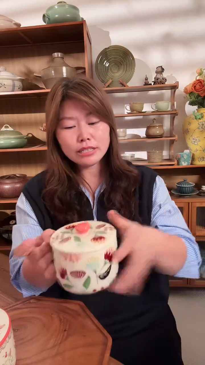 瓷石榴花带盖大马克杯