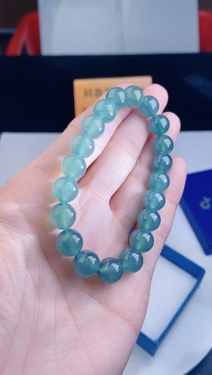 颈饰未镶嵌翡翠·