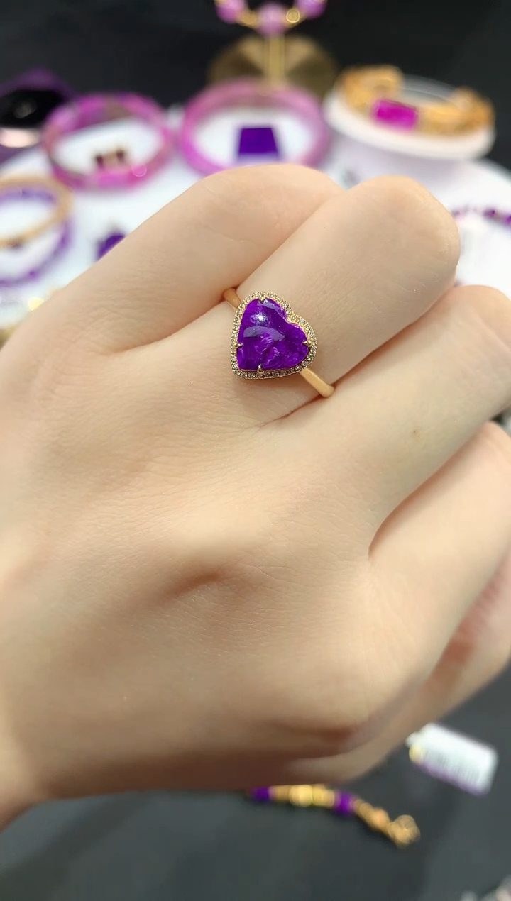 苏纪石（舒俱来）18K金镶嵌.戒指