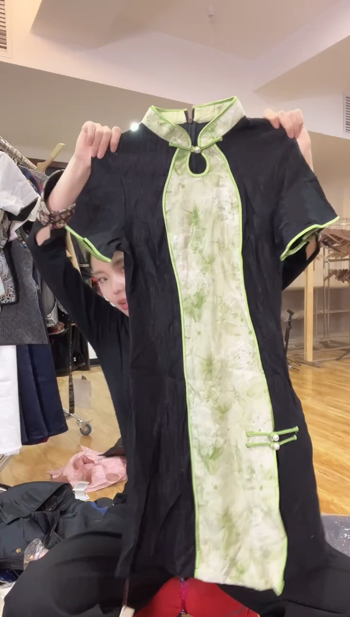 M码       90-105斤   连衣裙