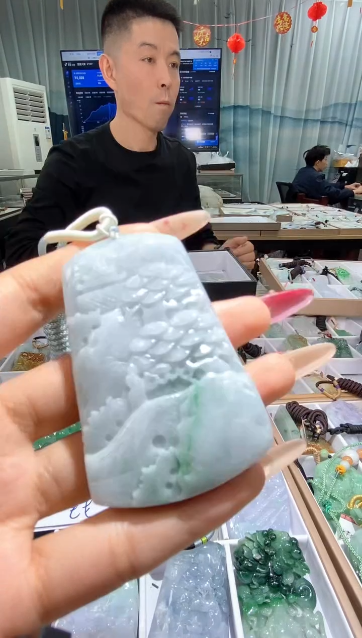 【闪购商品】翡翠颈饰未镶嵌天然缅甸翡翠A货未镶嵌