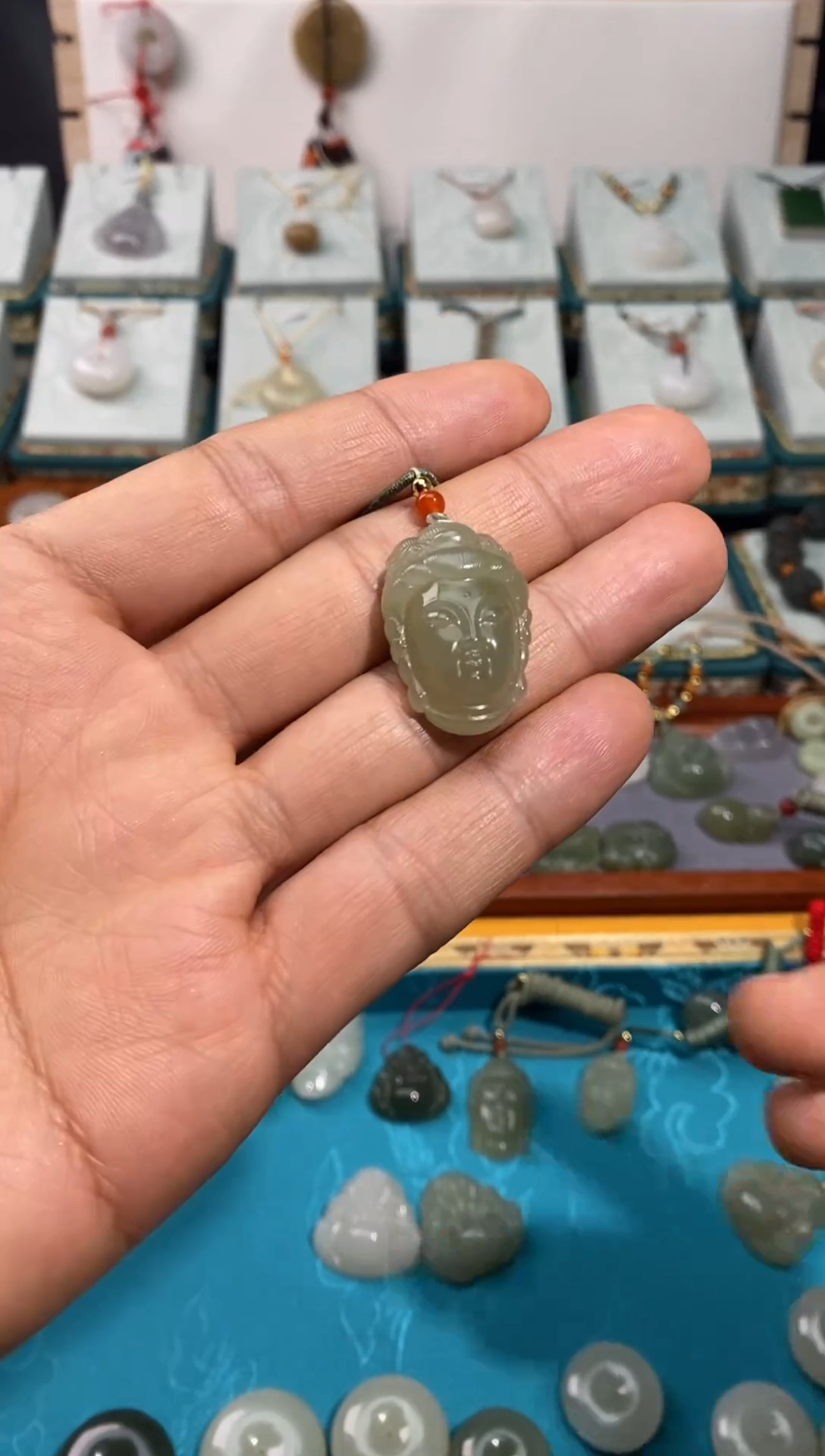 【闪购商品】和田玉颈饰未镶嵌30观音头