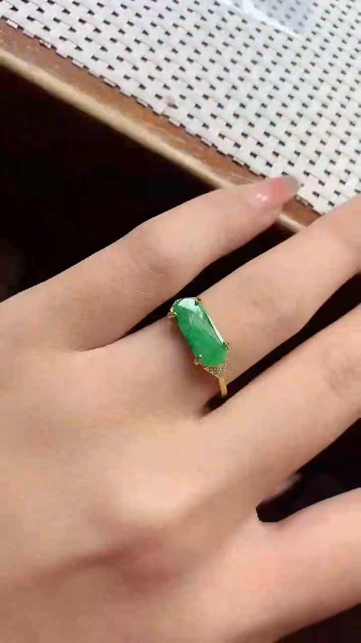 【闪购商品】翡翠戒指银S925镶嵌戒指
