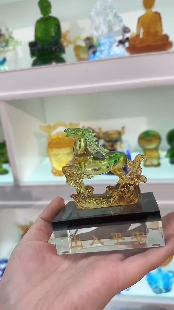 手工艺品琉璃马座