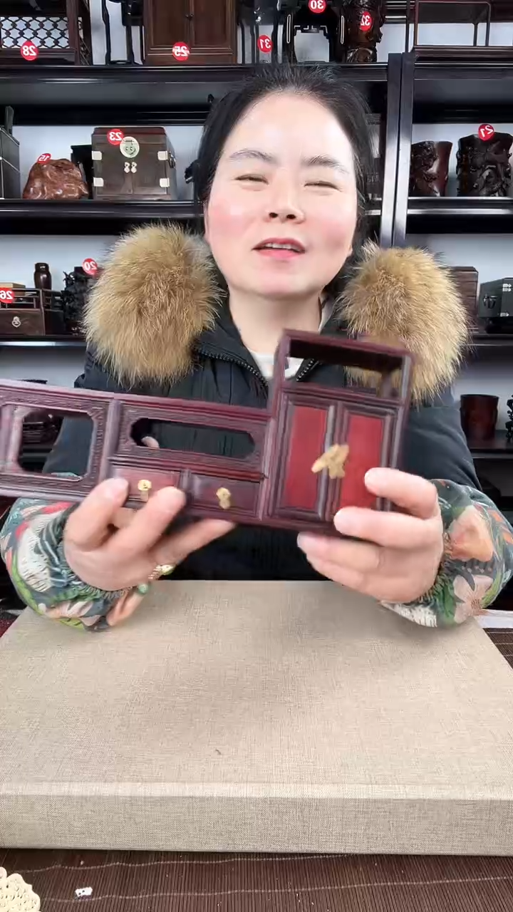 【闪购商品】木907瑕疵老李红木工艺品