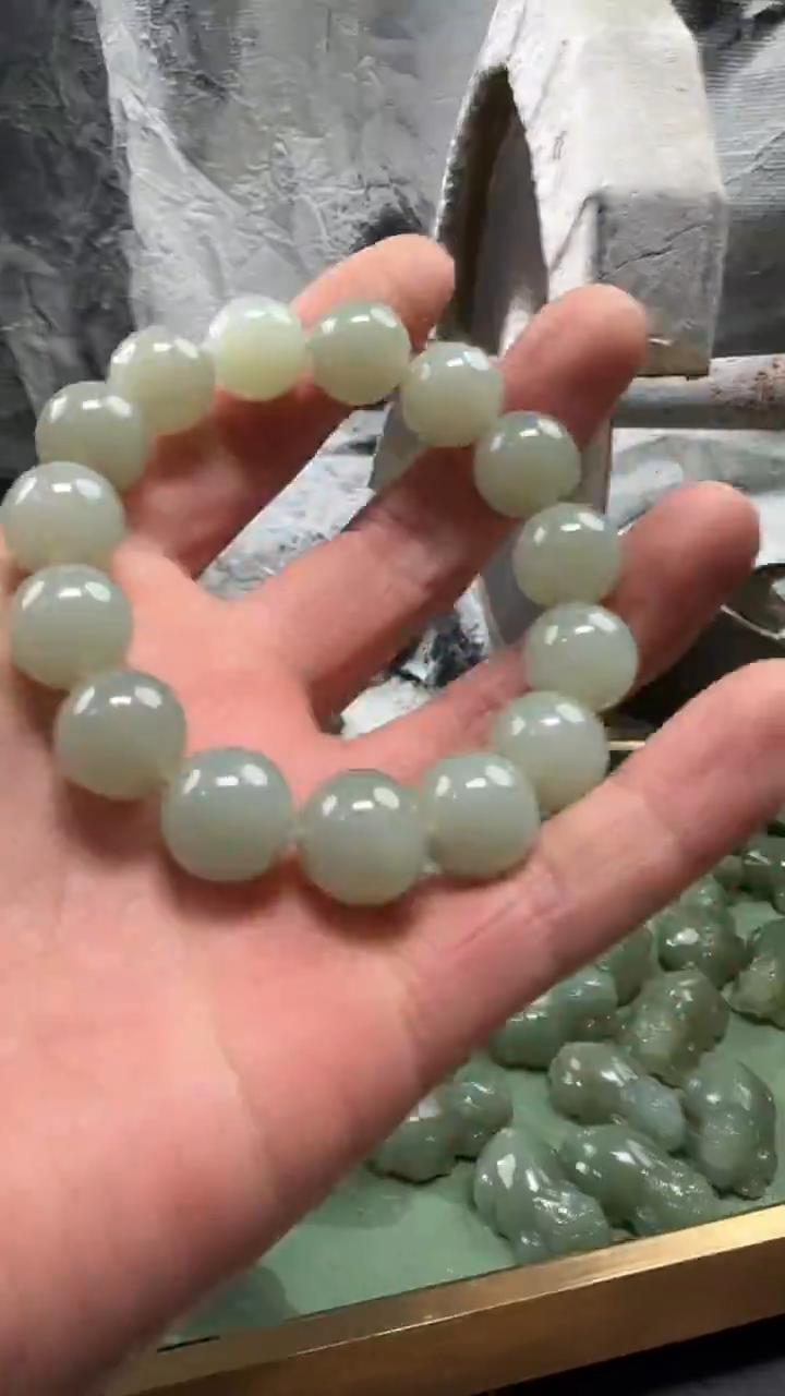 颈饰未镶嵌和田玉手串14