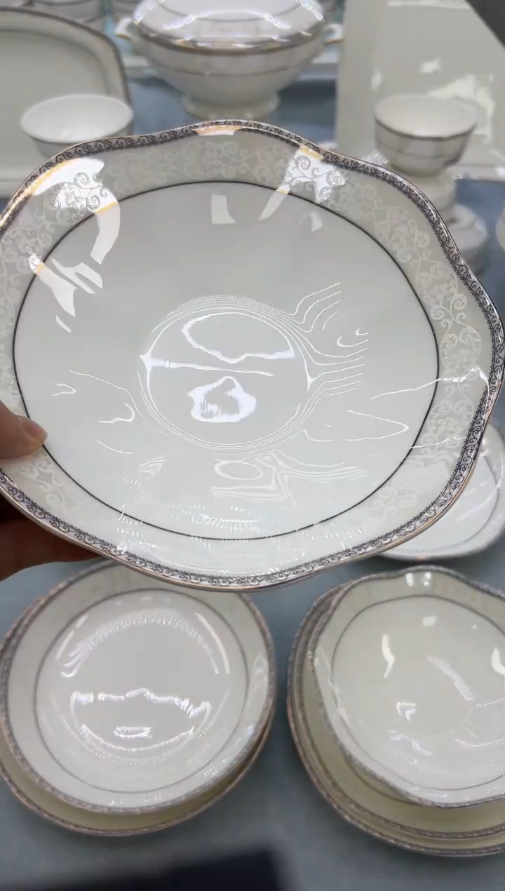 骨瓷玲珑8菊花2个 