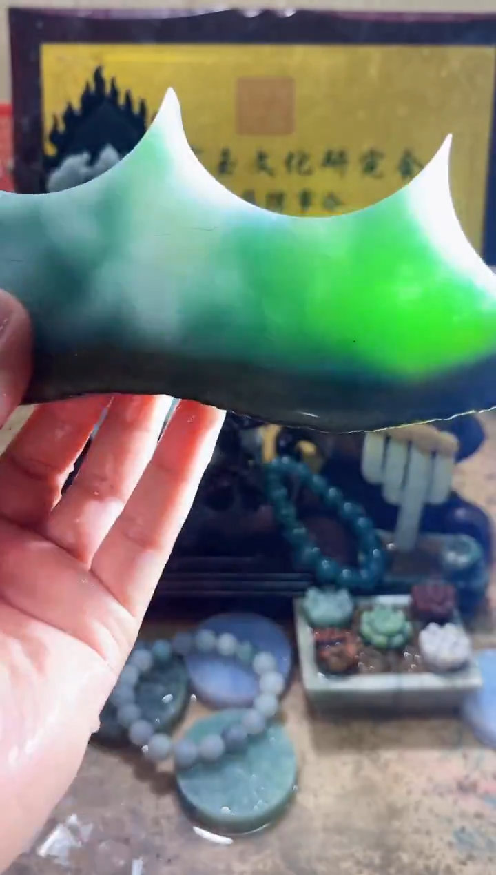 未镶嵌挂件翡翠A货常星8150