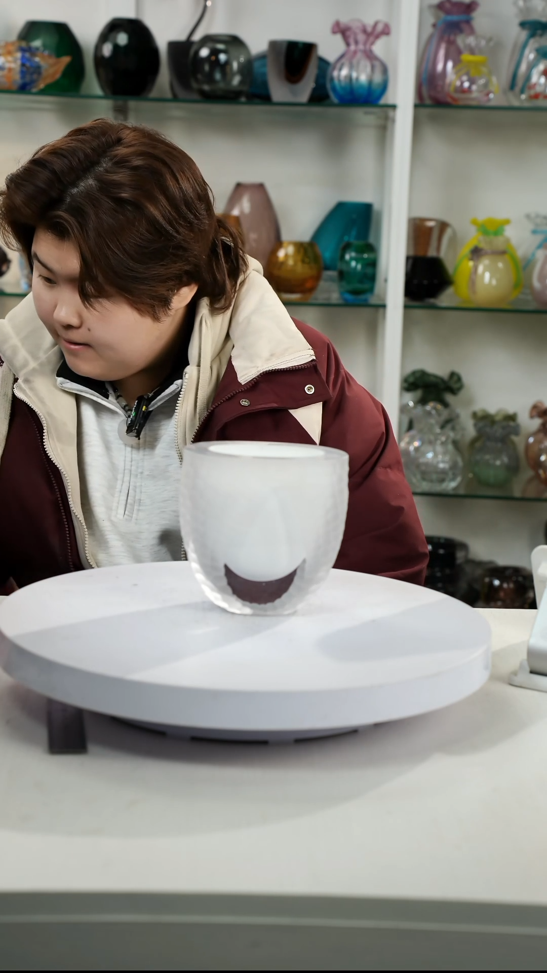 【闪购商品】琉璃【弘扬】高13轻奢琉璃花器正常手工痕迹