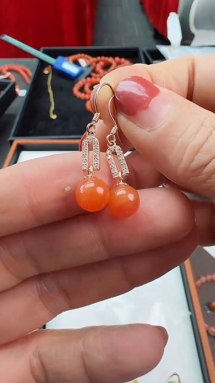 【闪购商品】南红玛瑙耳钉银S925镶嵌7+