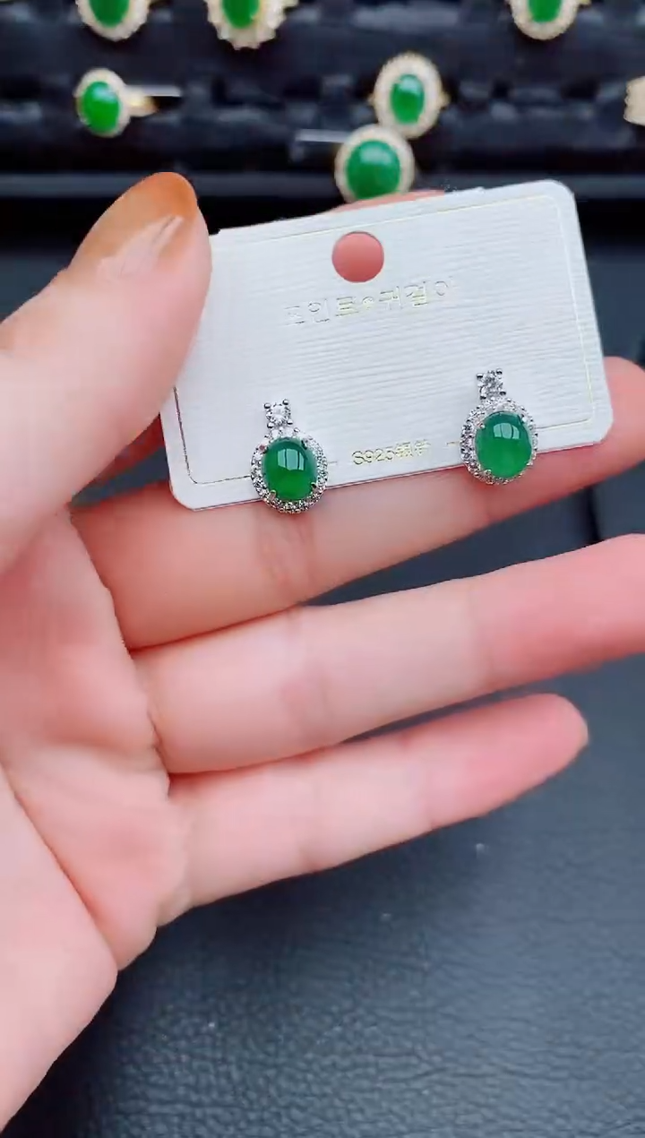 【闪购商品】翡翠耳饰银S925镶嵌天然a货翡翠376