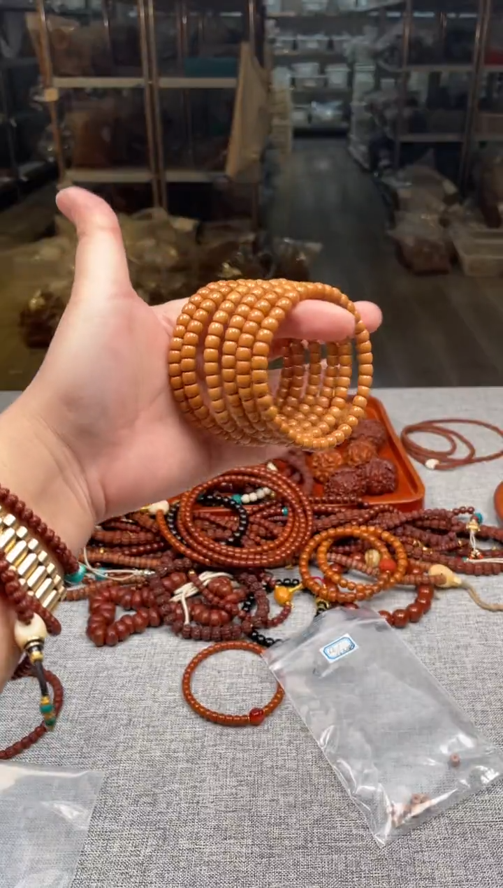 【闪购商品】橄榄核手串闪24核尖直切单圈6.3mm