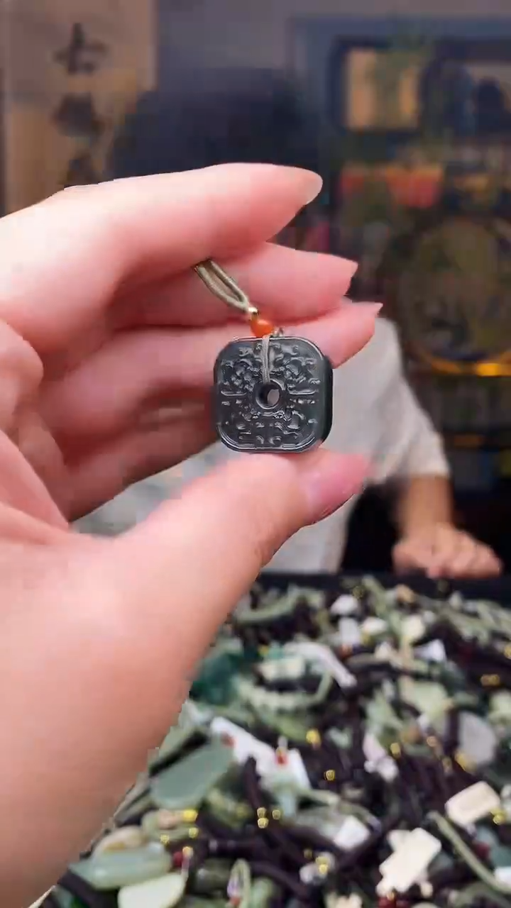 颈饰未镶嵌和田玉多样性发货，拍一发一