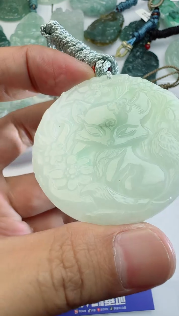 【闪购商品】翡翠吊坠(不含链)未镶嵌11111111111