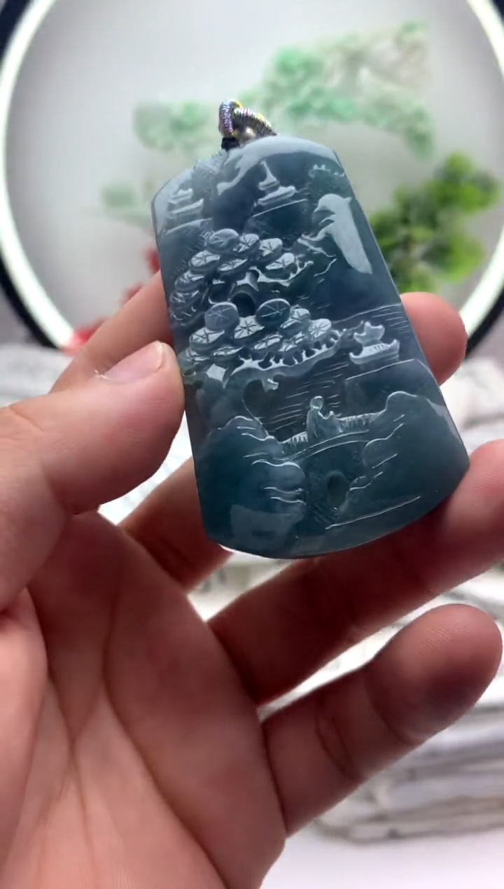 【闪购商品】翡翠颈饰未镶嵌山水