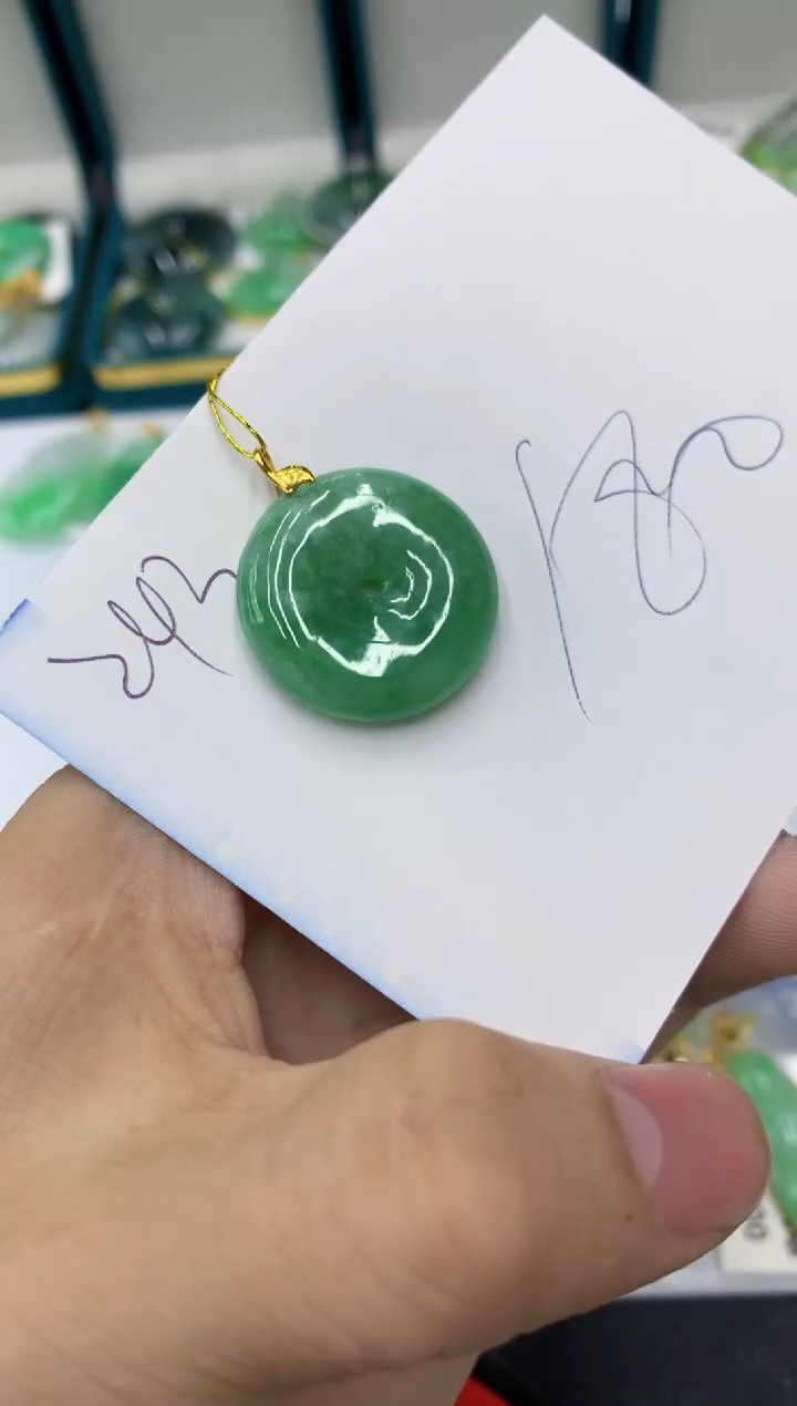 【闪购商品】翡翠颈饰18K金镶嵌1111111111