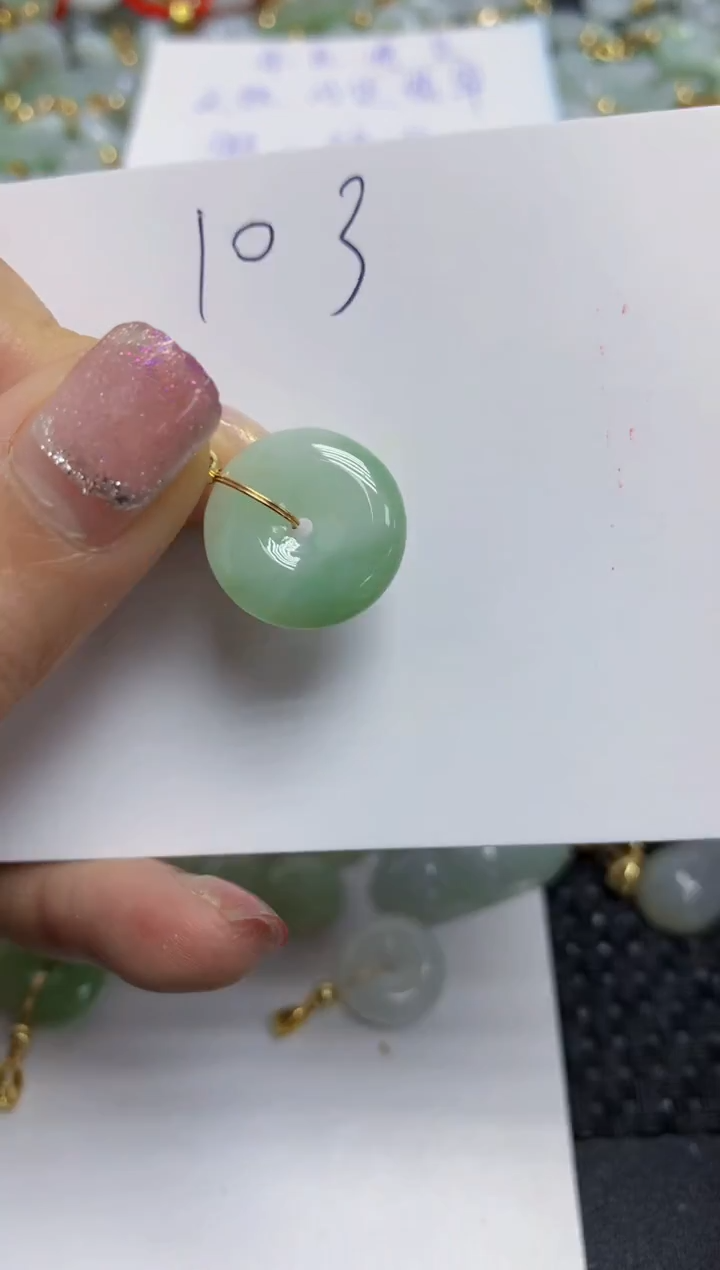 【闪购商品】翡翠颈饰合金天然翡翠A货