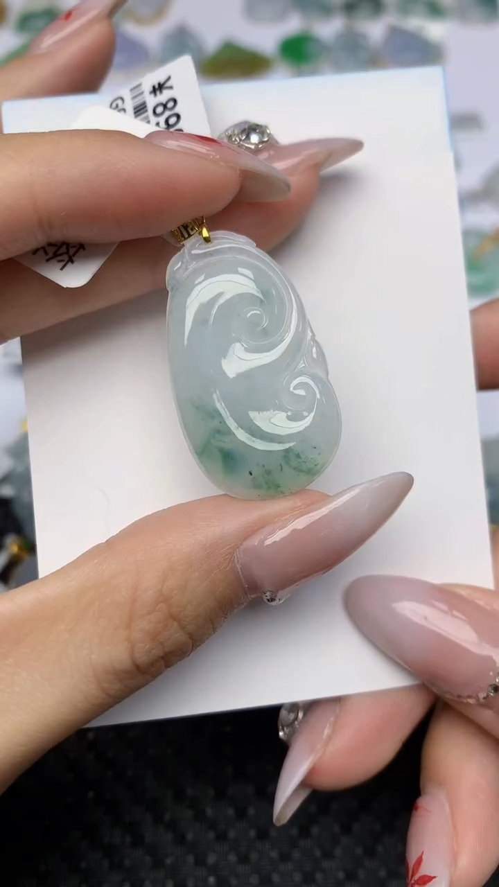 【闪购商品】翡翠颈饰18K金镶嵌天然翡翠a货