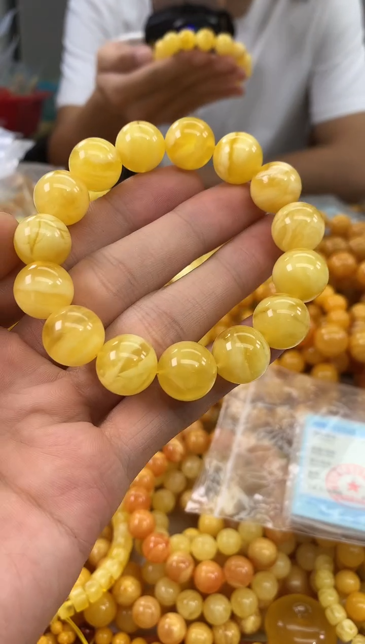 未镶嵌蜜蜡裸石手串