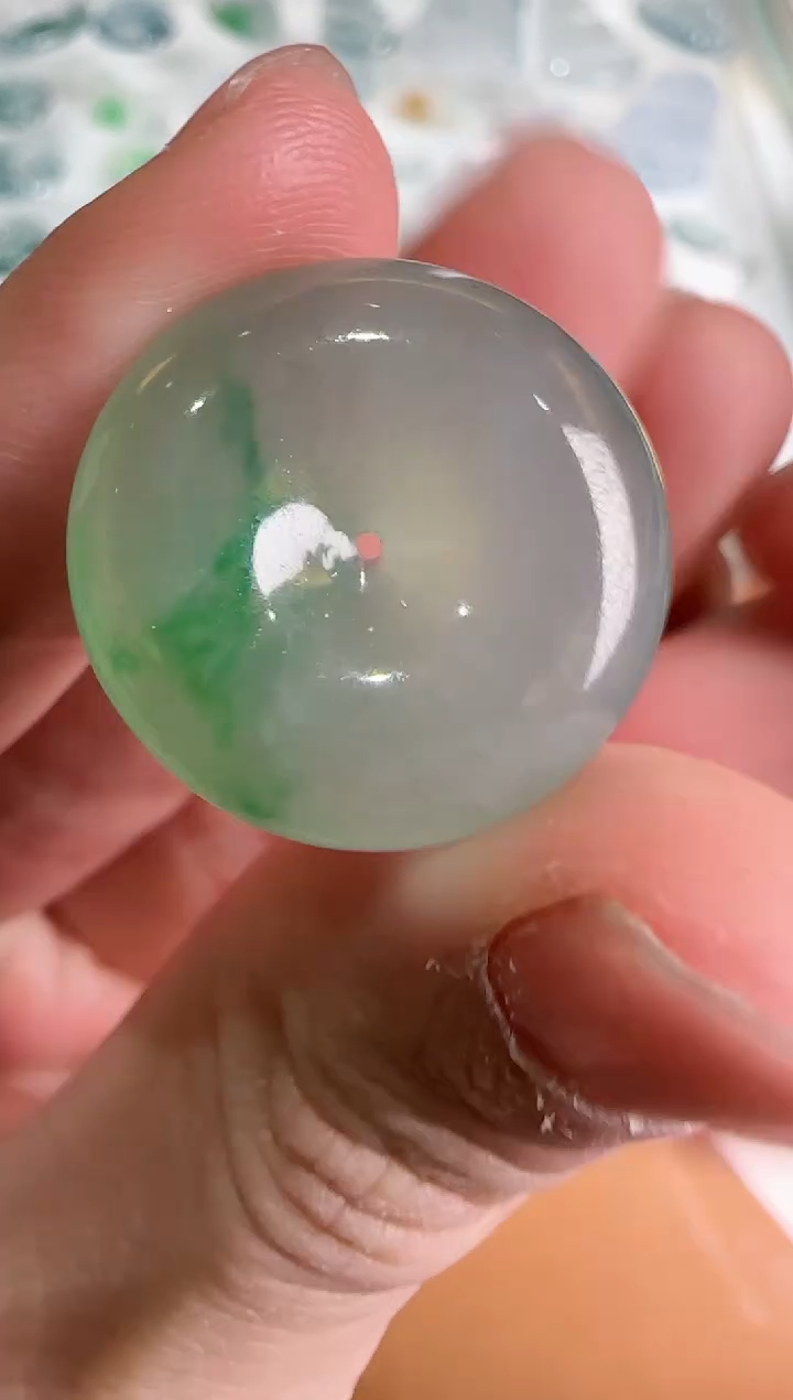 【闪购商品】翡翠吊坠(不含链)未镶嵌··