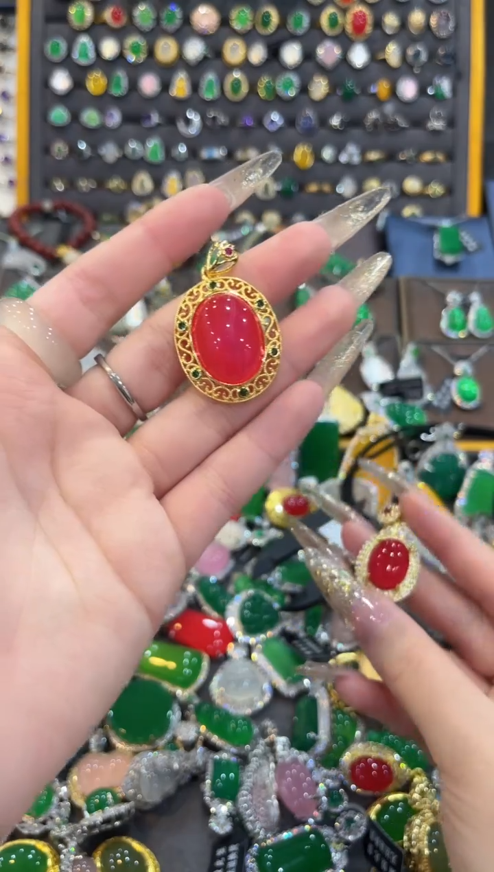 【闪购商品】玛瑙/玉髓未镶嵌颈饰1