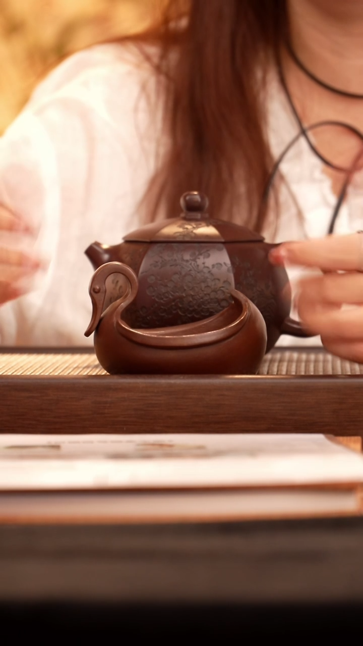 茶壶紫砂LN六方西施 紫泥450cc-天鹅