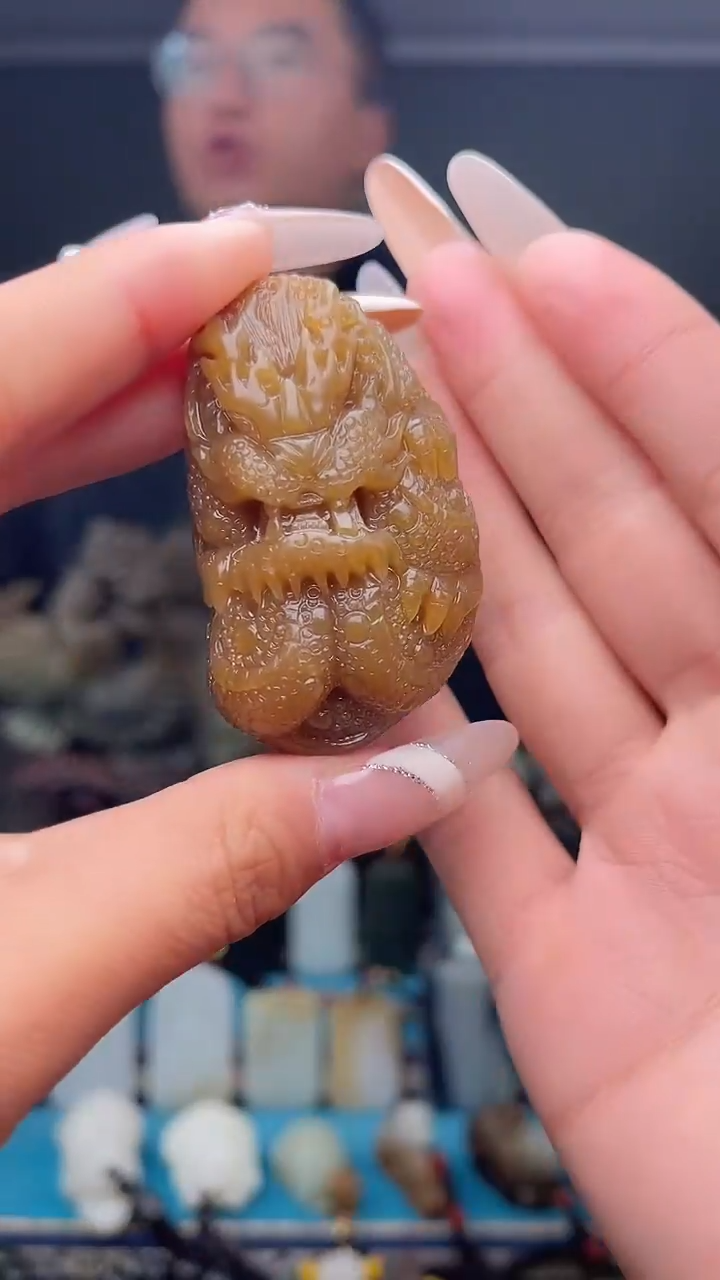 未镶嵌和田玉挂件1