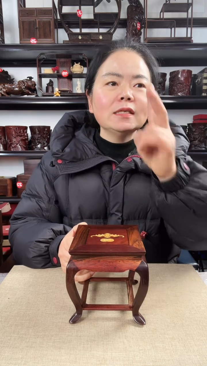 木老李红木工艺品