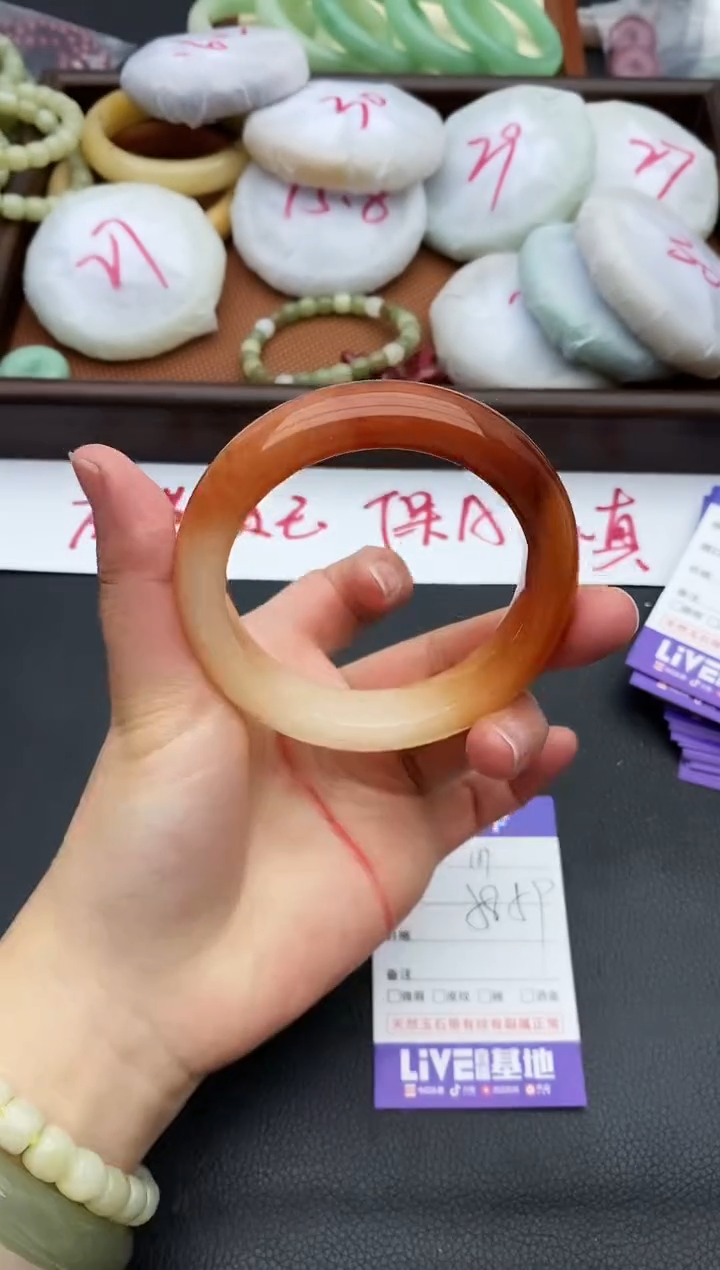 未镶嵌手镯石英质玉189+58/59