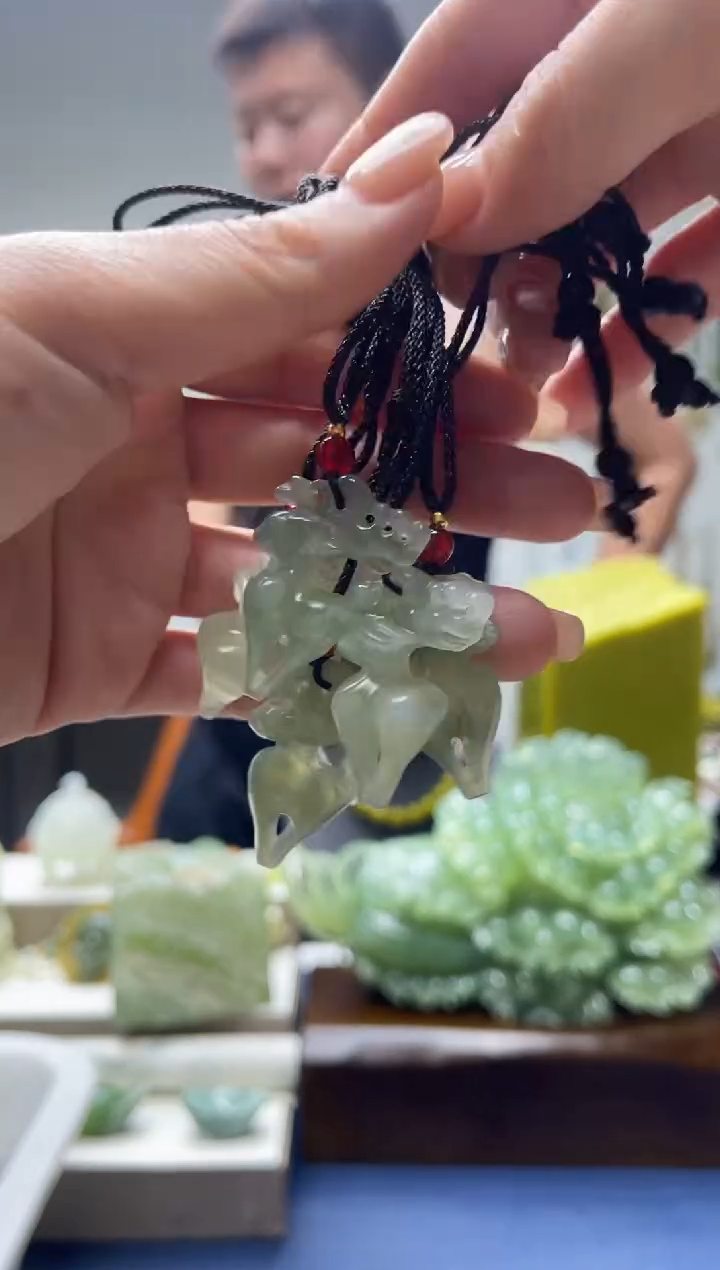 未镶嵌岫玉颈饰多样性发货 拍一发一