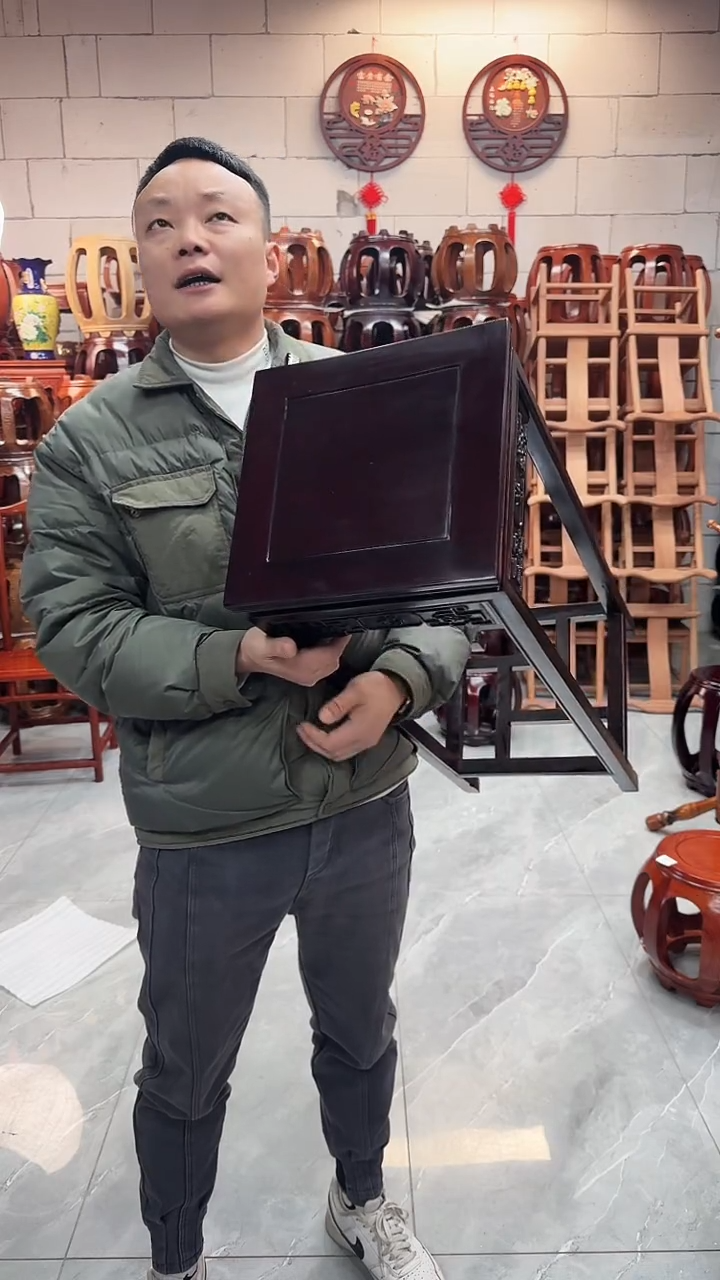 【闪购商品】花梨木类家具酸枝木酸枝色福字花架一对