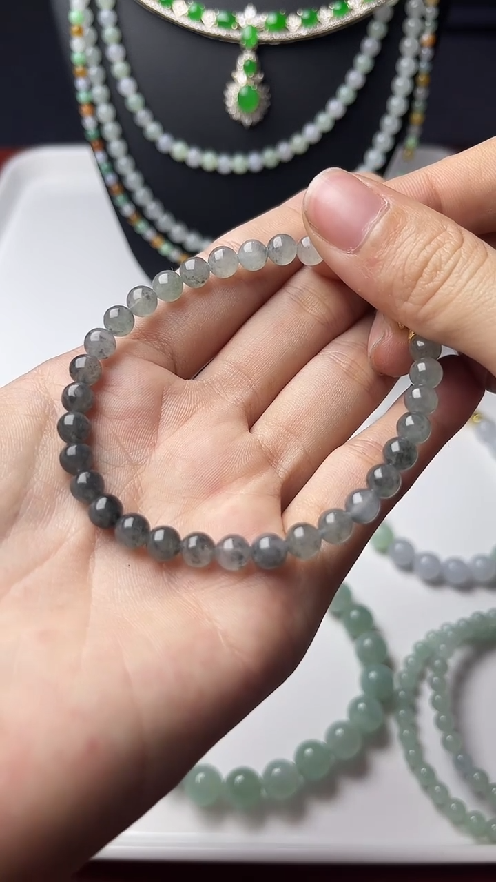 未镶嵌定制翡翠冰乌鸡手串卡5.7