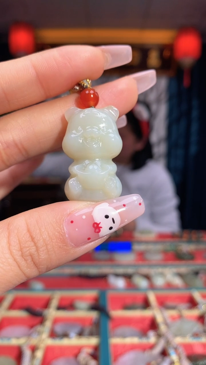 【闪购商品】和田玉颈饰未镶嵌猪