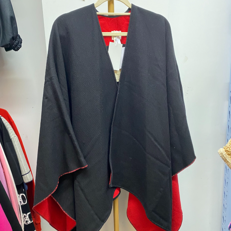 99新 BURBERRY/博柏利 巴宝莉 披肩 P205226303