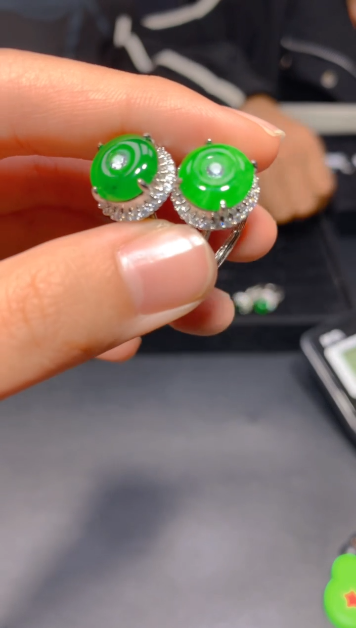 【闪购商品】定制翡翠未镶嵌117多样性发货(发其一）