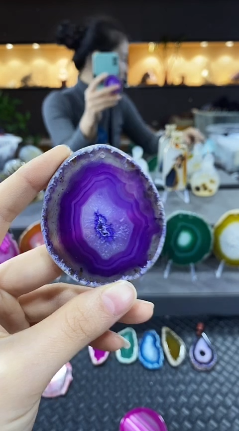 未镶嵌颈饰玛瑙/玉髓铭*玛瑙