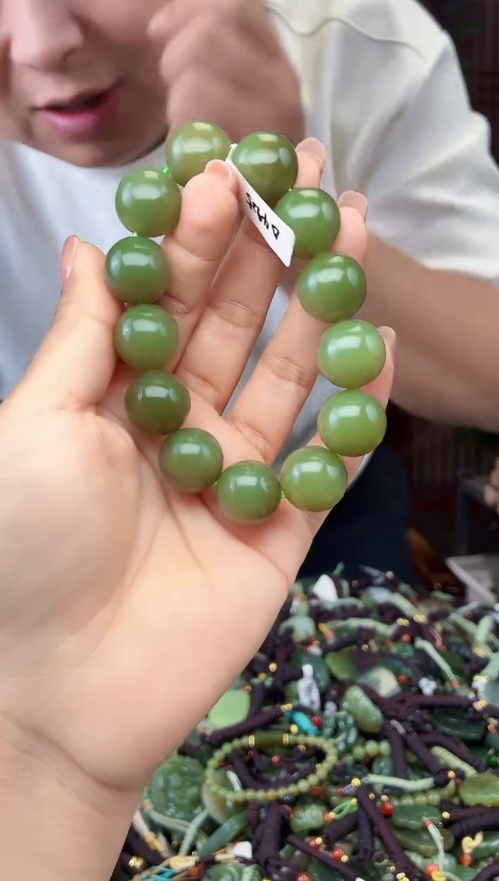 颈饰未镶嵌和田玉多样性发货拍一发一