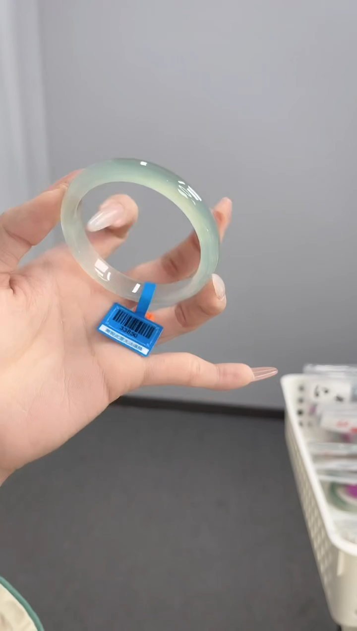 【闪购商品】玛瑙/玉髓手镯未镶嵌54-55圈