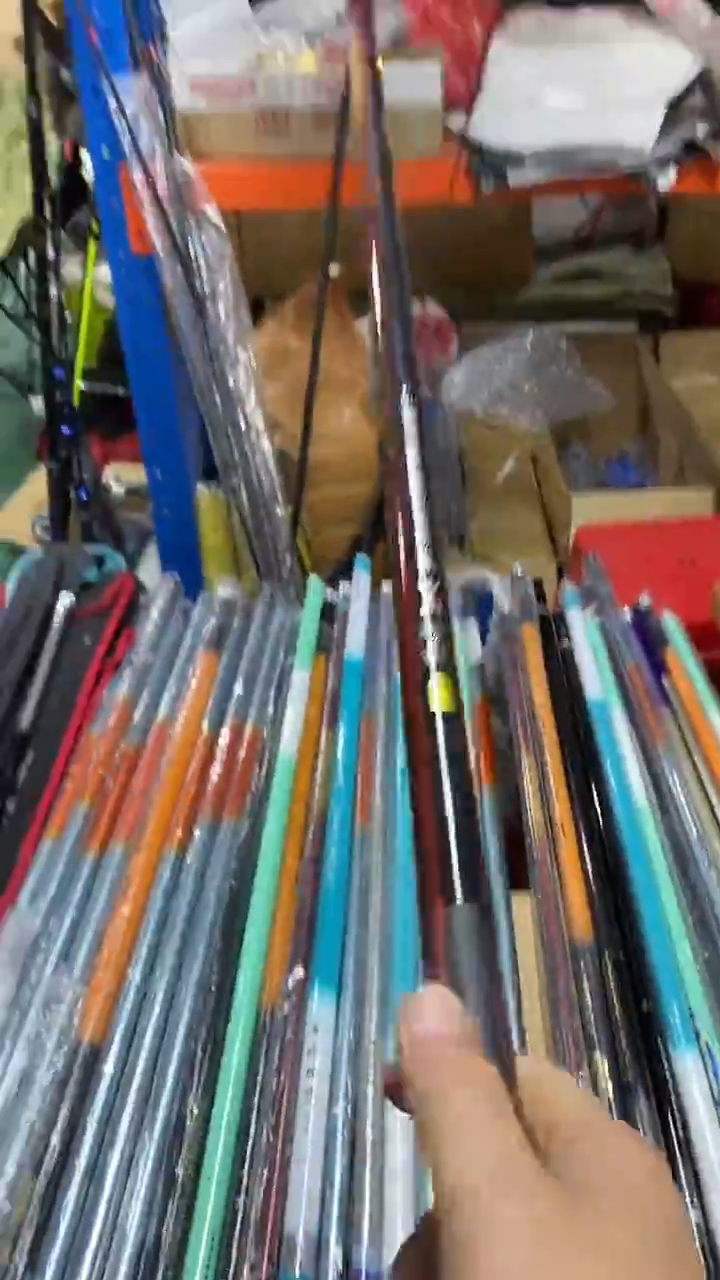 4.5米长节样品鱼竿颜色随机发介意勿拍