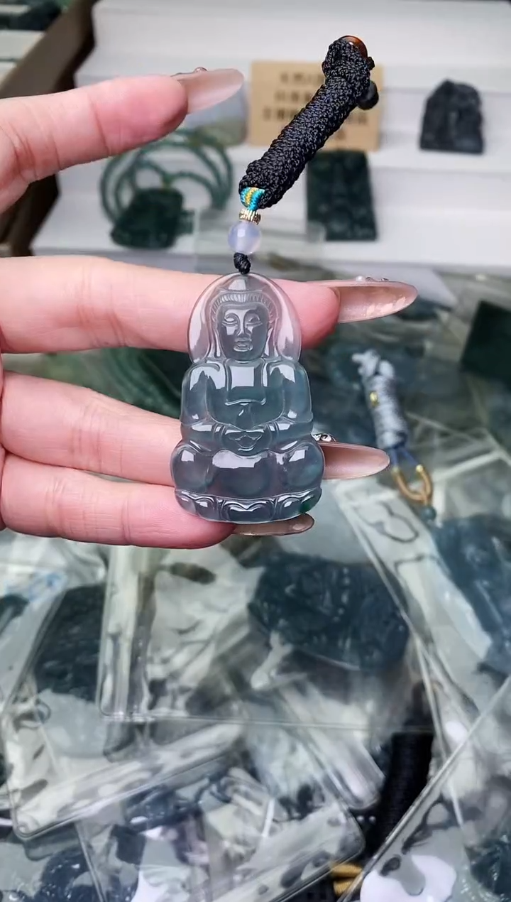 颈饰未镶嵌翡翠1