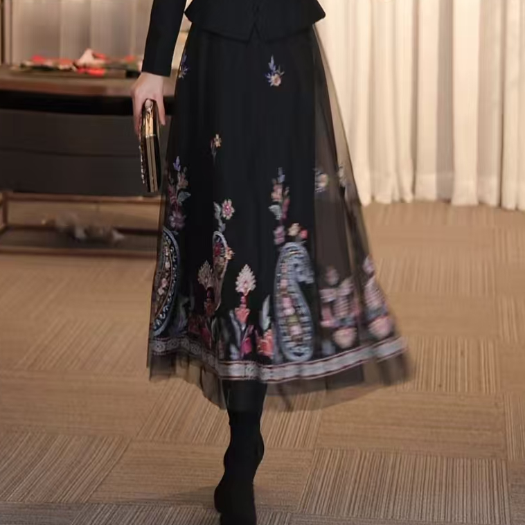 SUSSI/古色"墨绣烟纱”冬季黑色网纱刺绣A字裙半身裙伞裙女