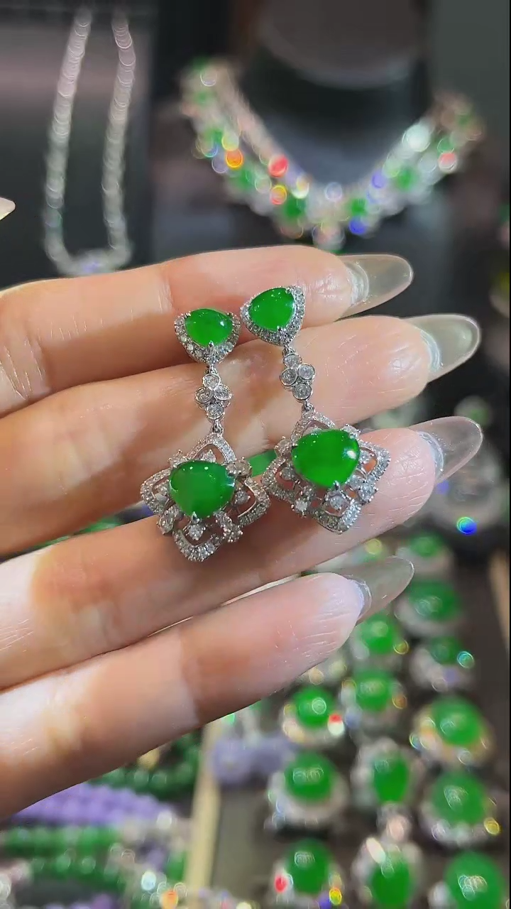 【闪购商品】翡翠耳饰18K金镶嵌耳坠